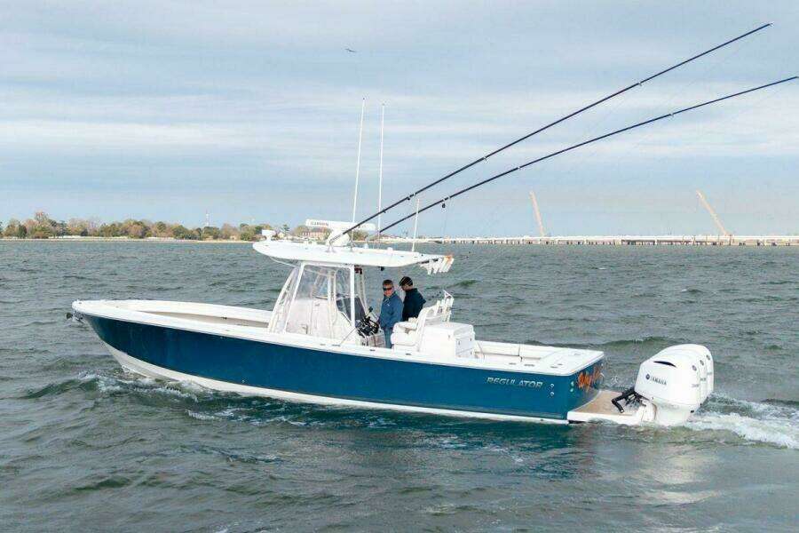 2018 Regulator 34 SS