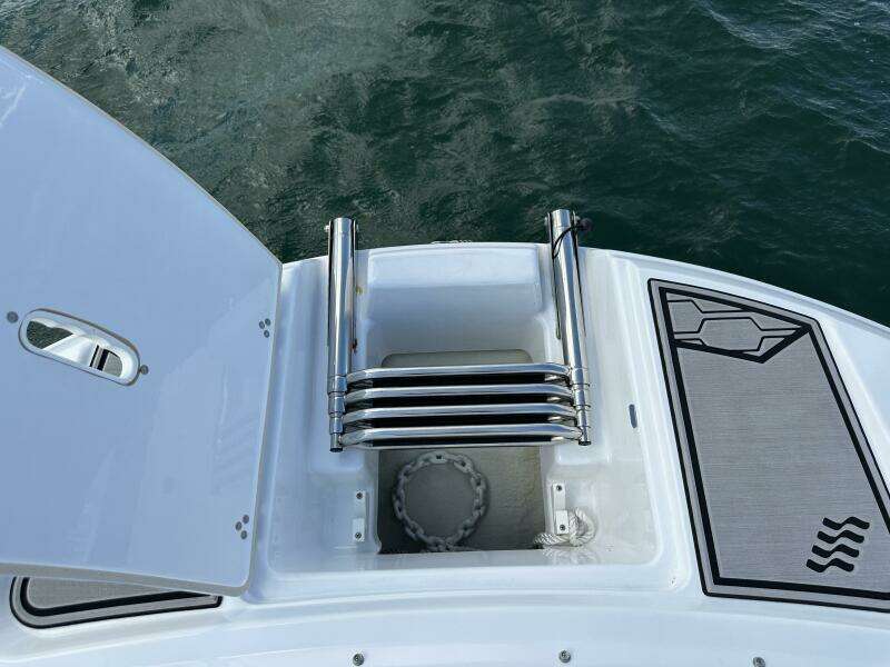 2022 Four Winns HD8 OB