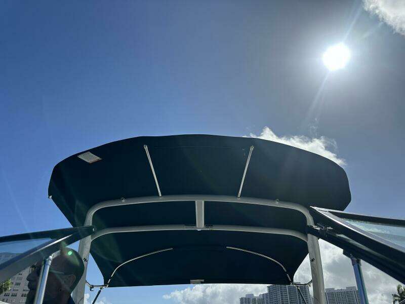 2022 Four Winns HD8 OB