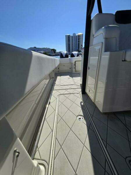 2018 HCB 42 Siesta