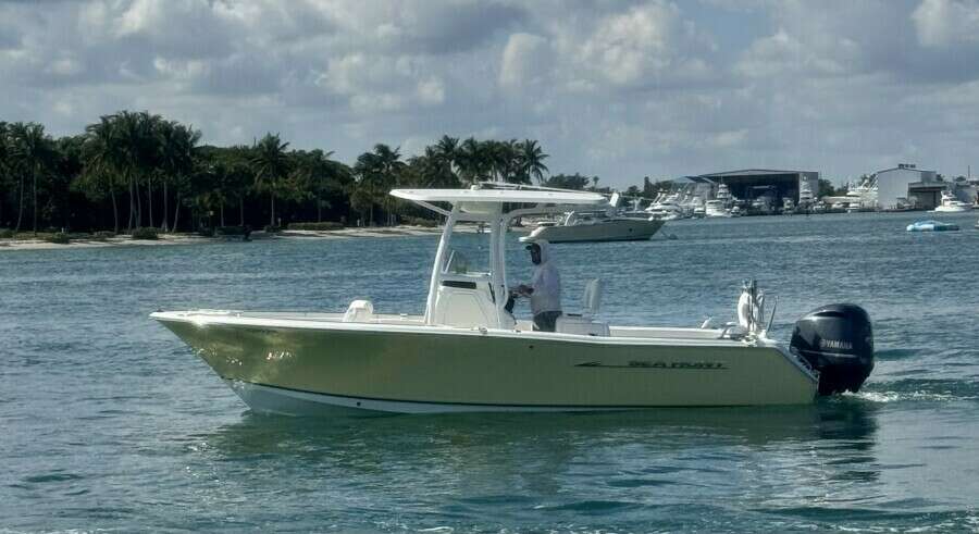 2013 Sea Hunt 234 Ultra
