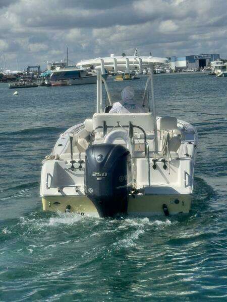 2013 Sea Hunt 234 Ultra