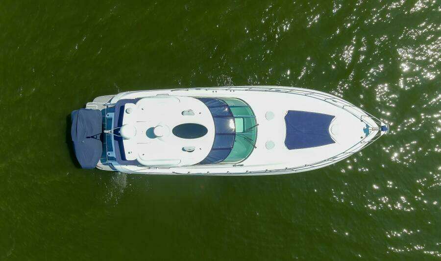 2005 50' Cruisers 500 Express Gratitude Overview