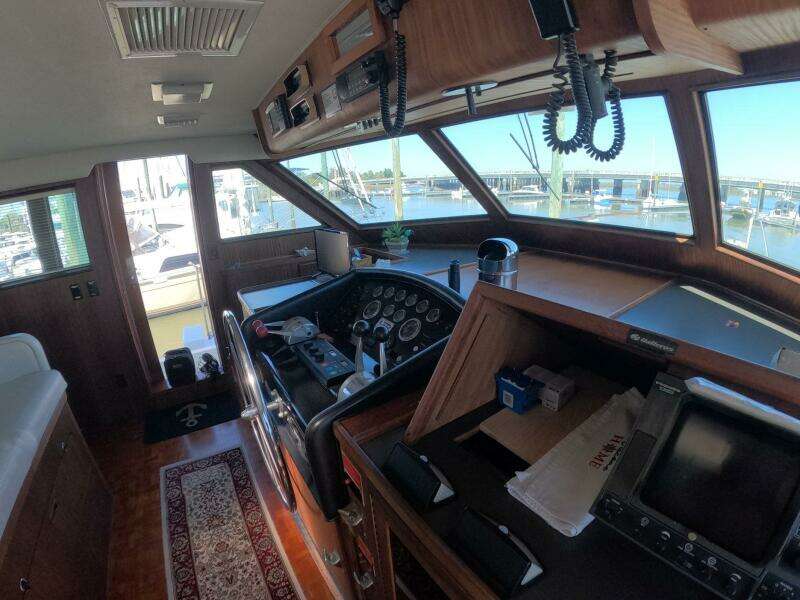1987 Hatteras 54MY