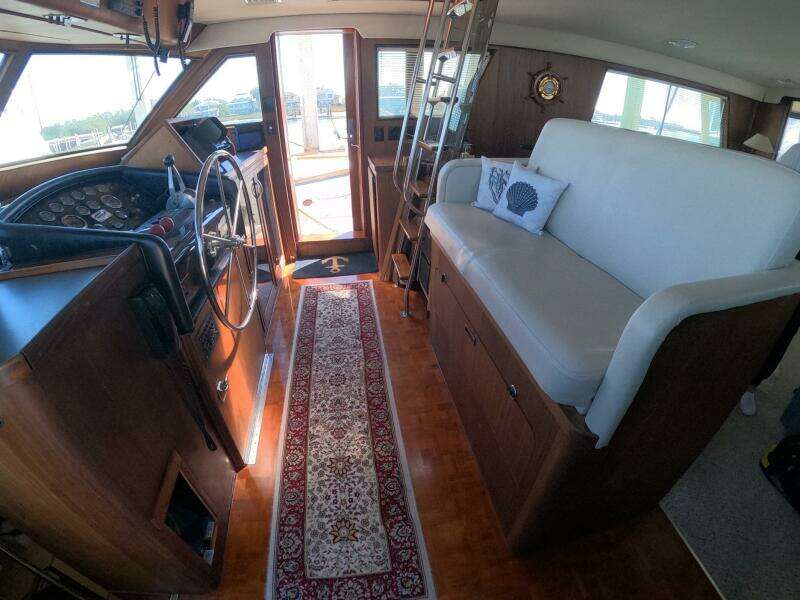 1987 Hatteras 54MY
