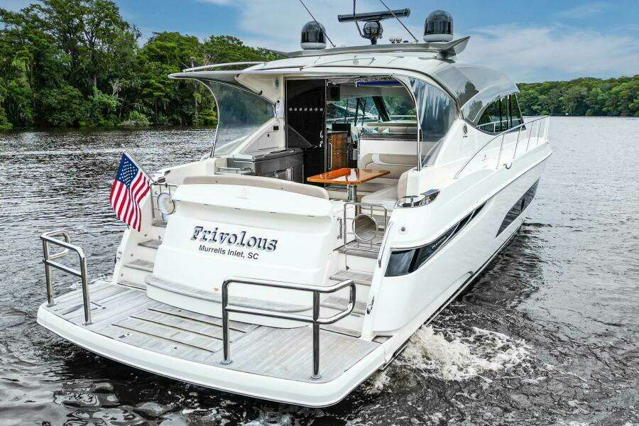2021 Riviera 5400 Sport Yacht Platinum Edition