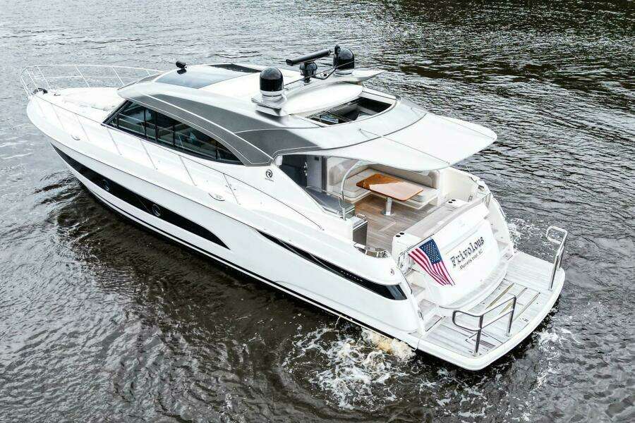 2021 Riviera 5400 Sport Yacht Platinum Edition