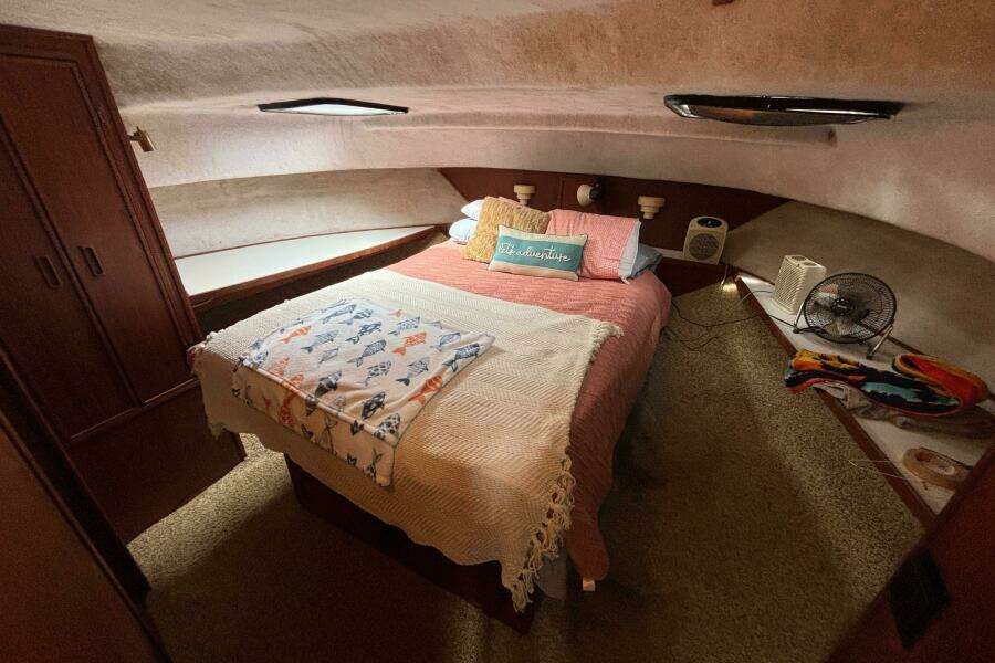 1994 Harbor Master 52 Coastal Cruiser