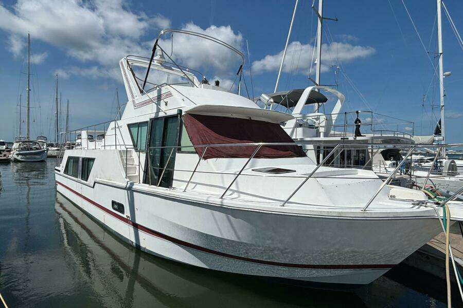 1994 Harbor Master 52 Coastal Cruiser