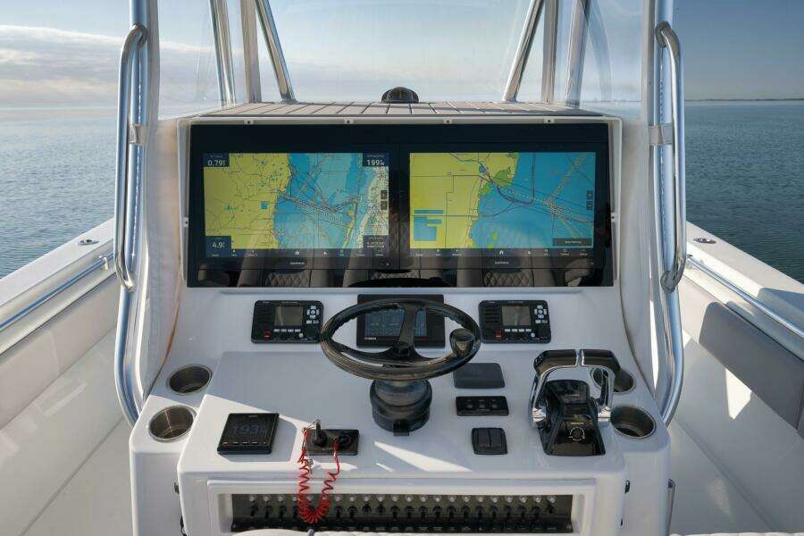 2021 Contender 39 ST