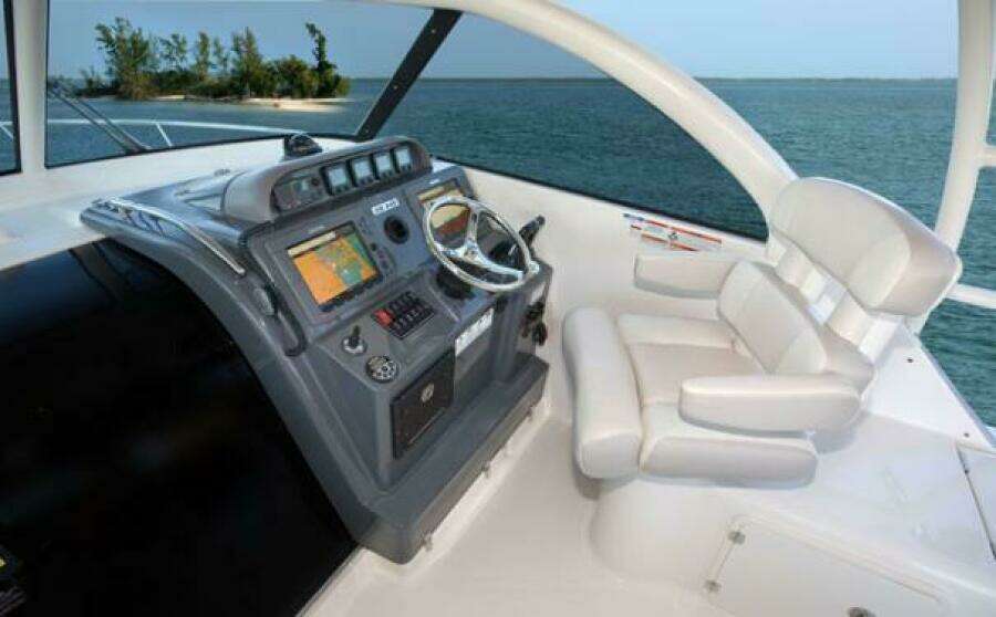 2012 Pursuit OS 345 Offshore