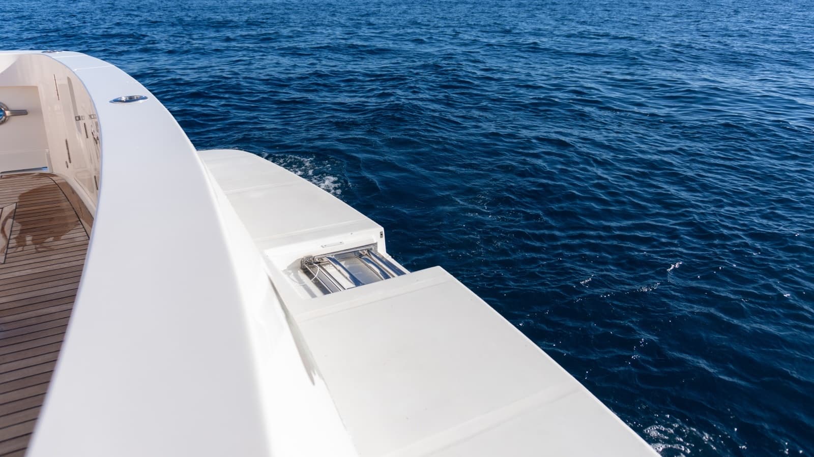 2012 McKinna 69 Skylounge