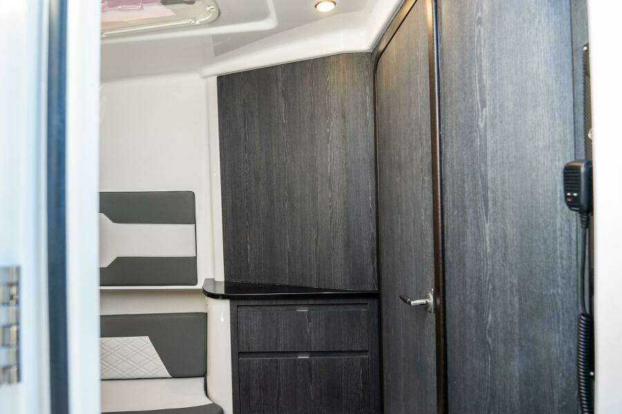 2024 Cigarette 42 Auroris