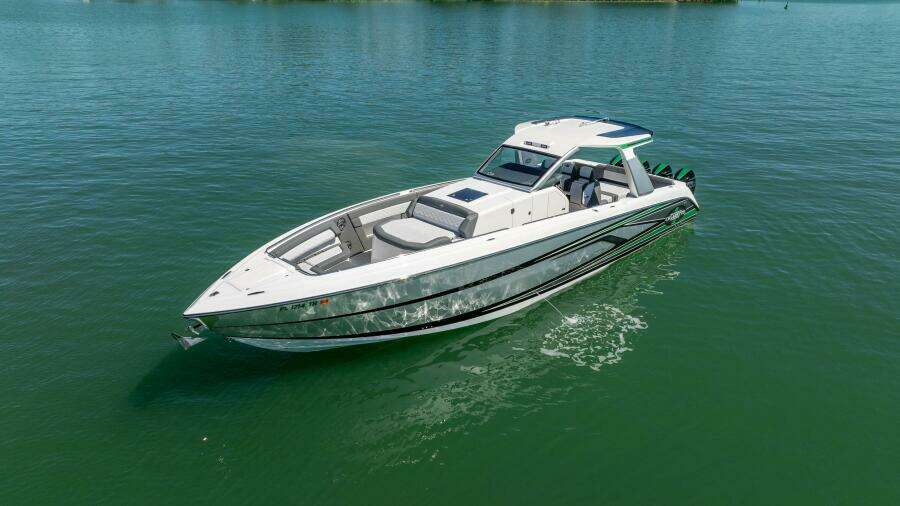 2024 Cigarette 42 Auroris