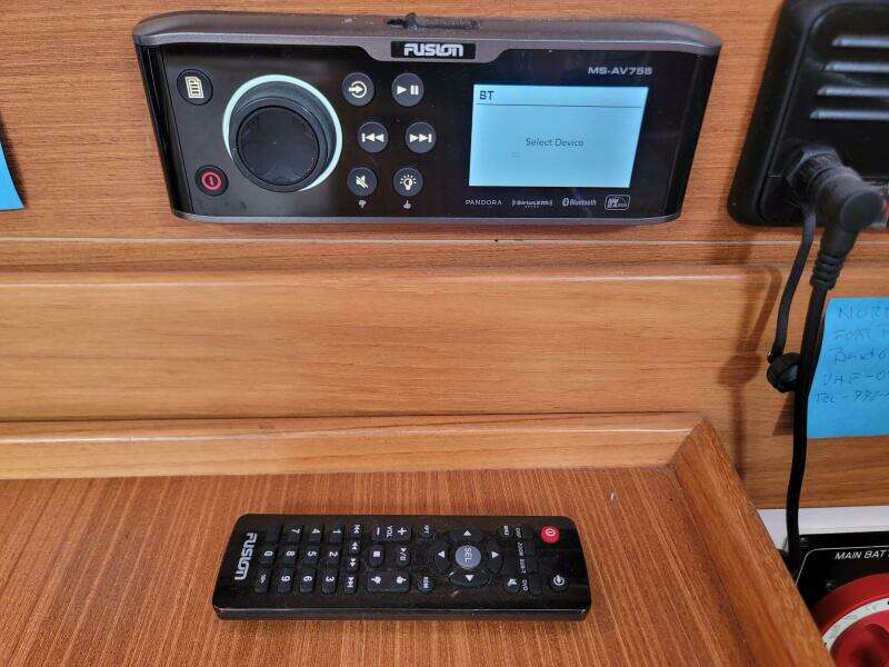 FusionStereowithRemote