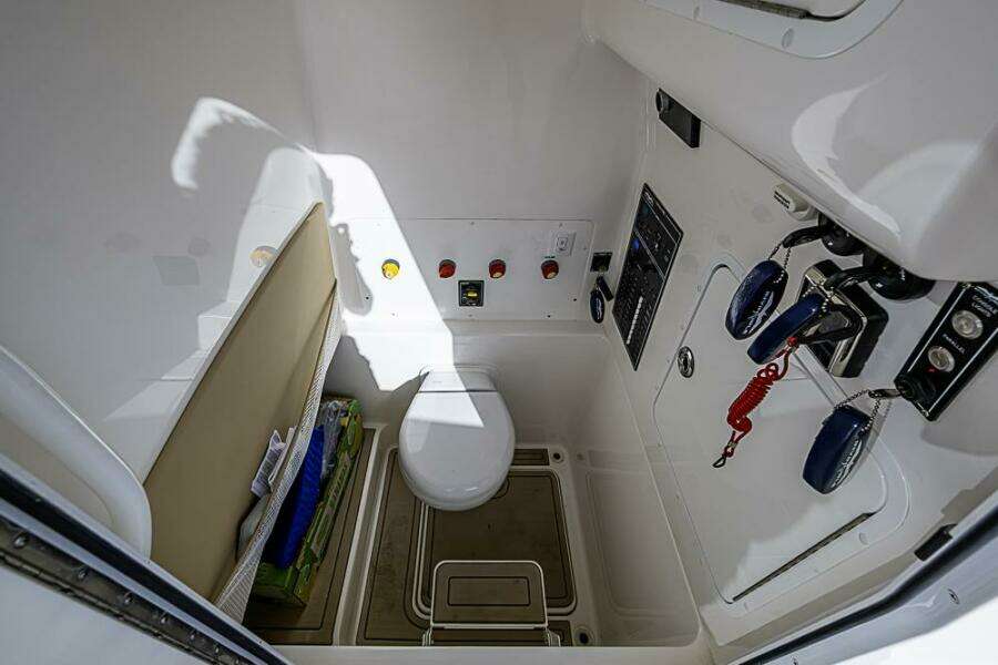 2023 Invincible 33 Open Fisherman