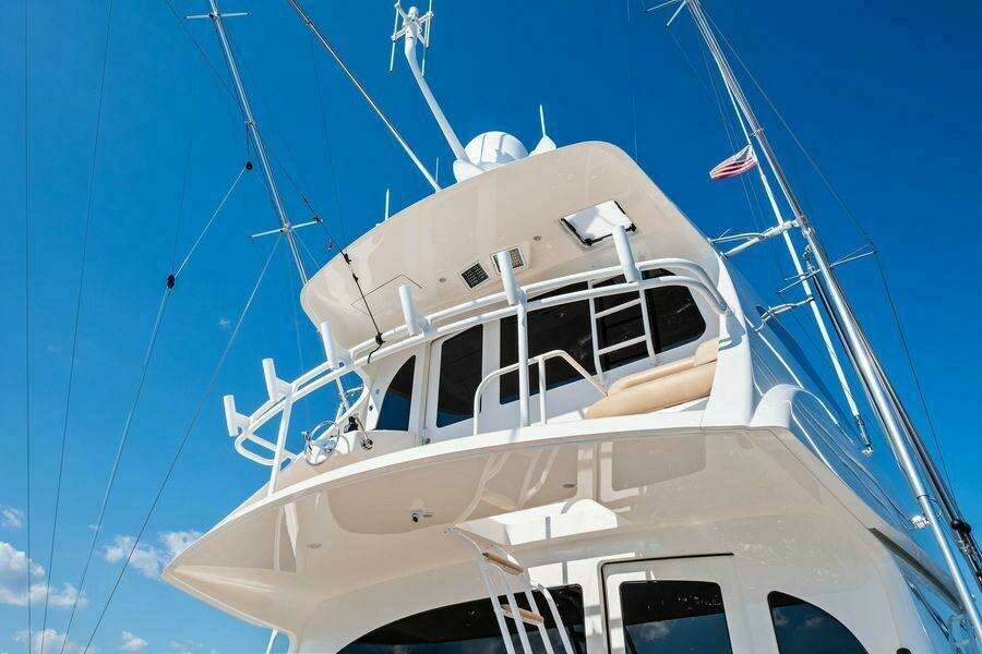 2017 Viking 62 Enclosed Bridge