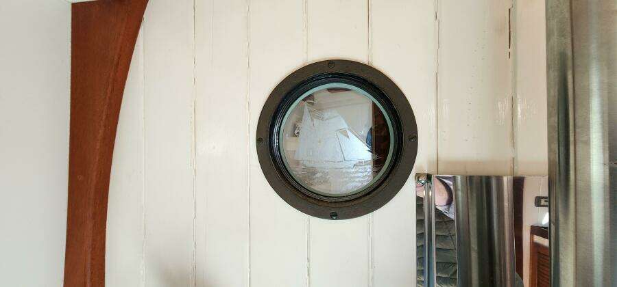 1996 Tillotson-Pearson Motorsailer 32