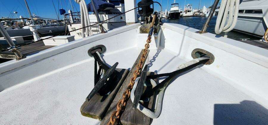 1996 Tillotson-Pearson Motorsailer 32