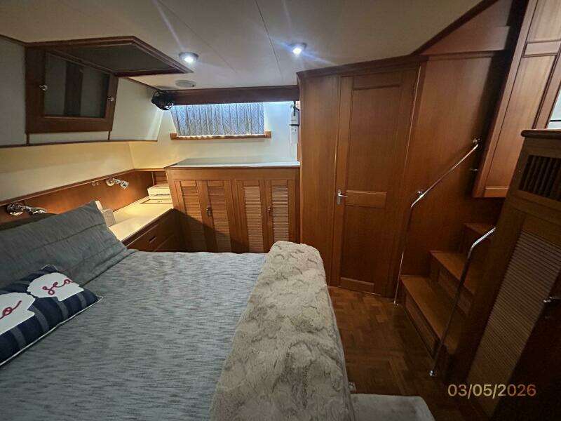 42' Grand Banks master stateroom port