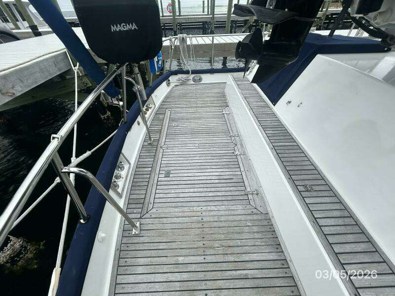 42' Grand Banks aftdeck port