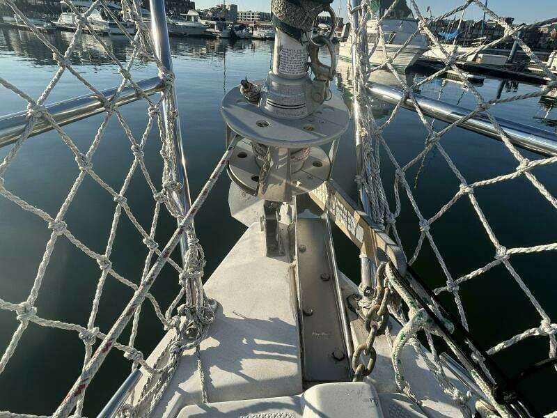 1995 Catalina 320 Study Hull