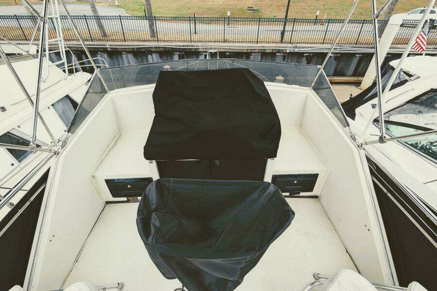 1969 Chris-Craft 35 Commander