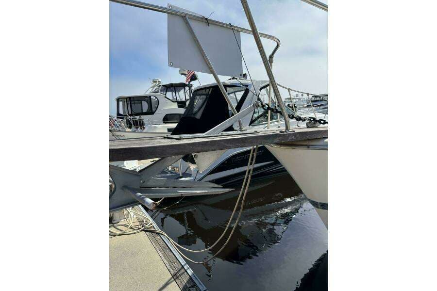 1969 Chris-Craft 35 Commander