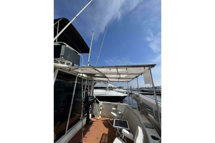 1969 Chris-Craft 35 Commander