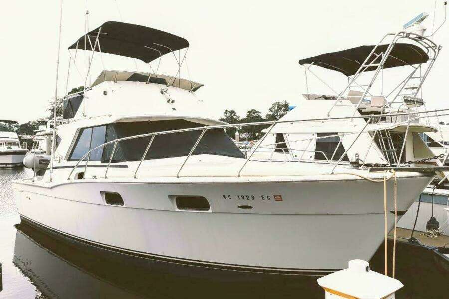 1969 Chris-Craft 35 Commander