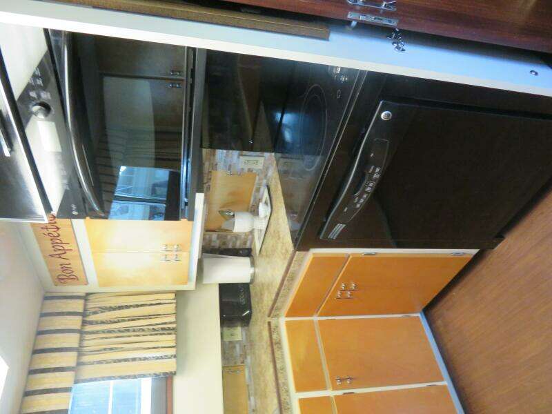 1986 Hatteras 58 Motor Yacht