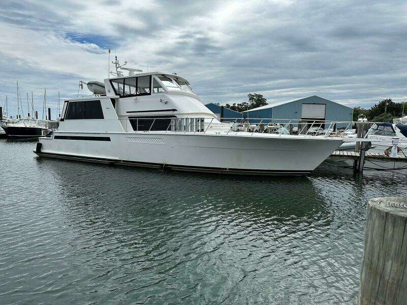 1998 Viking Motor Yacht