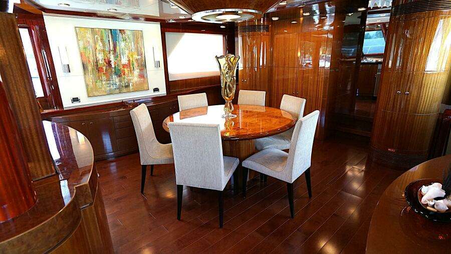 2008 Ocean Alexander 100 Skylounge Megayacht