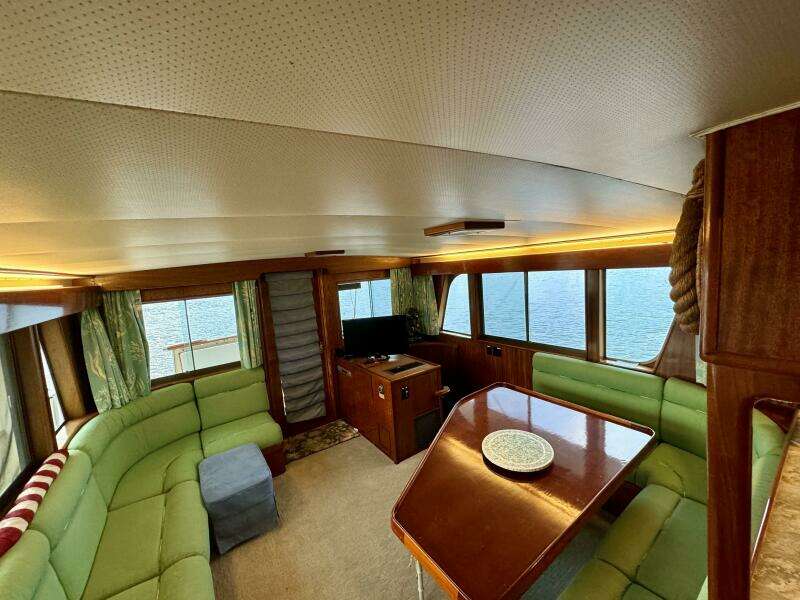 1975 Hatteras 58 LRC