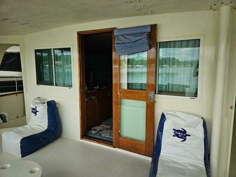 1975 Hatteras 58 LRC