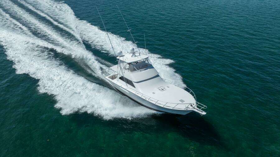 2006 Viking 52 Convertible