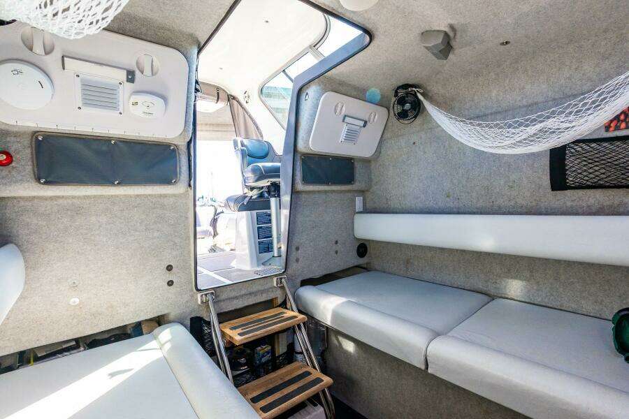 2002 Protector 410 Targa