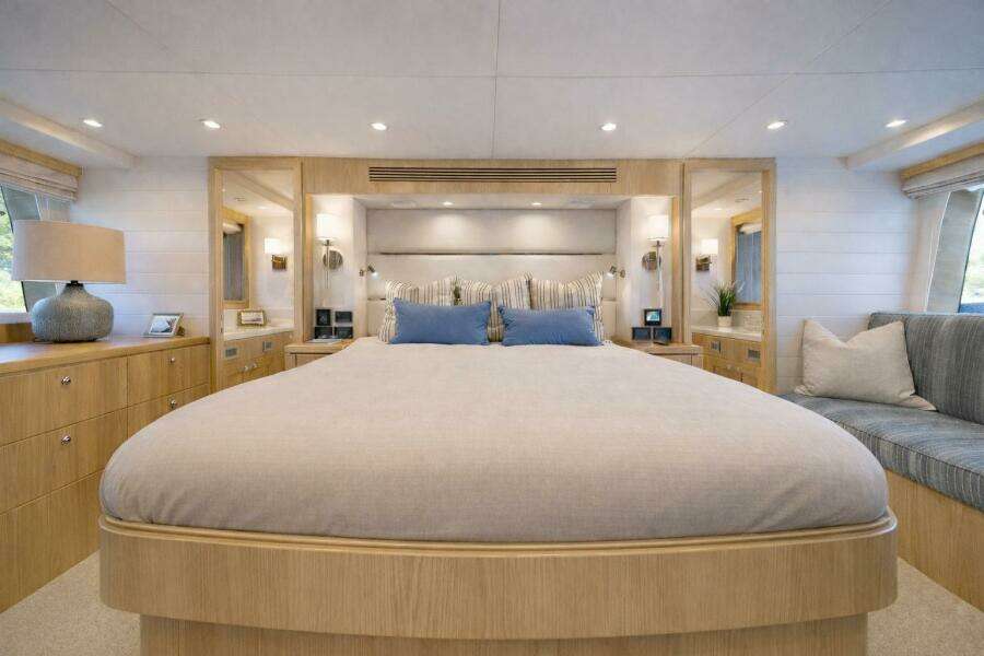 2026 Offshore Yachts 