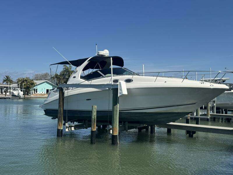 2002 Sea Ray 320 Sundancer