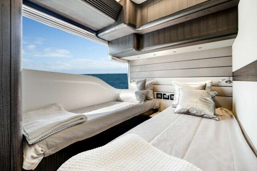 2024 Galeon 560 FLY