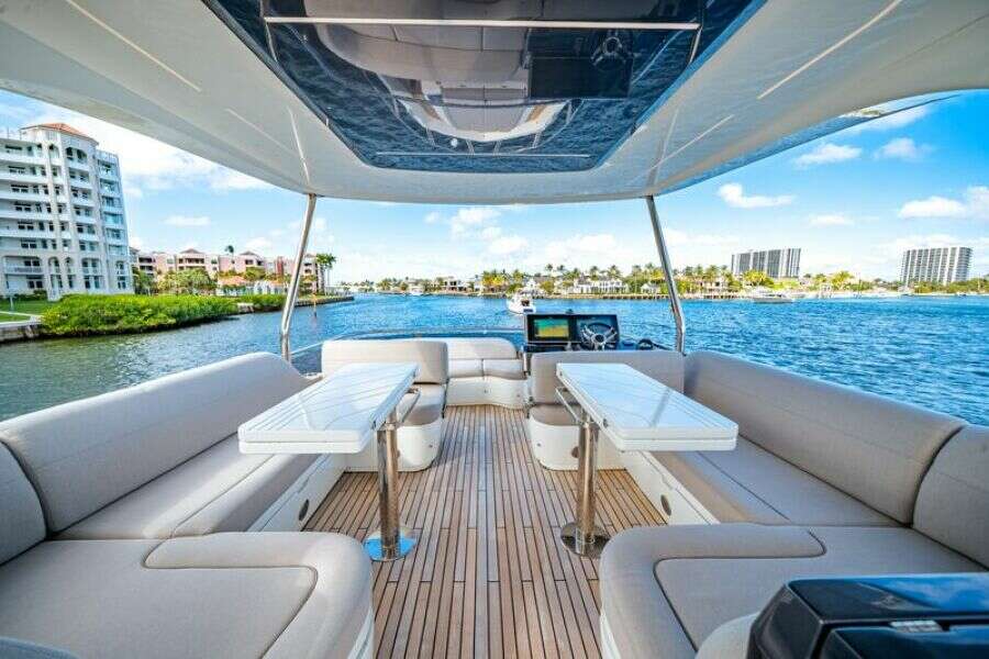 2024 Galeon 560 FLY