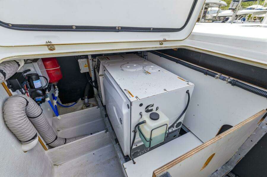 2024 Beneteau Oceanis Yacht 54