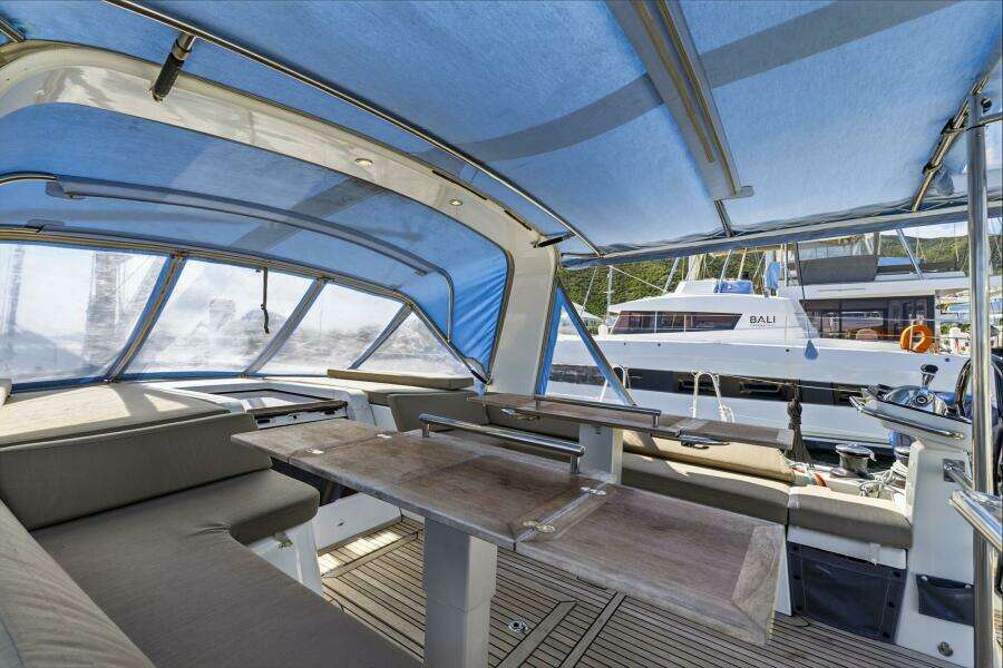 2024 Beneteau Oceanis Yacht 54