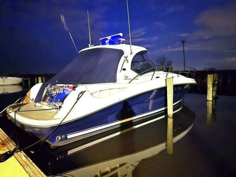 2004 Sea Ray 390 Sundancer