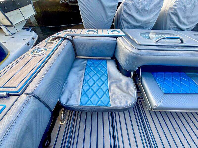 2016 Hydra-Sports 4200 Siesta