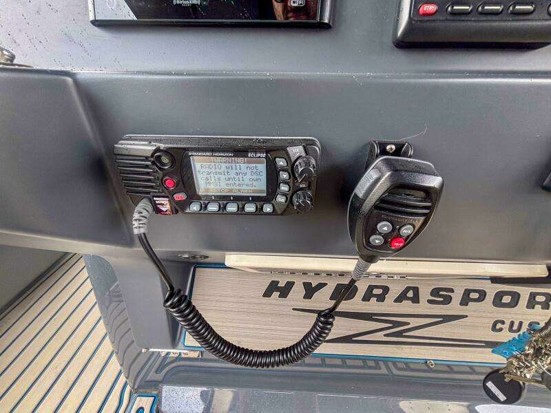 2016 Hydra-Sports 4200 Siesta