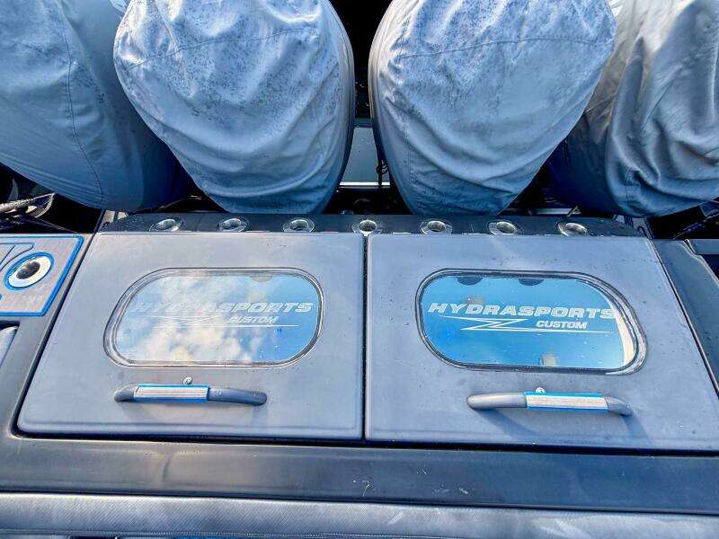 2016 Hydra-Sports 4200 Siesta