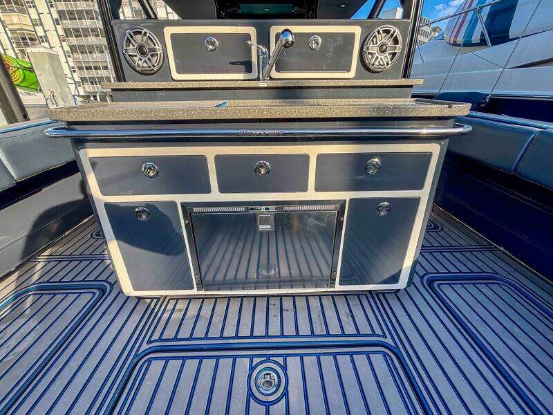 2016 Hydra-Sports 4200 Siesta