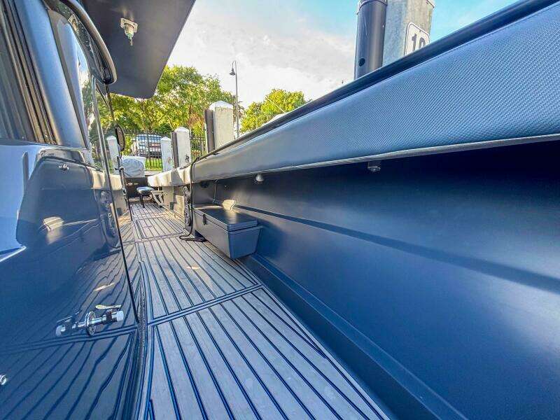 2016 Hydra-Sports 4200 Siesta