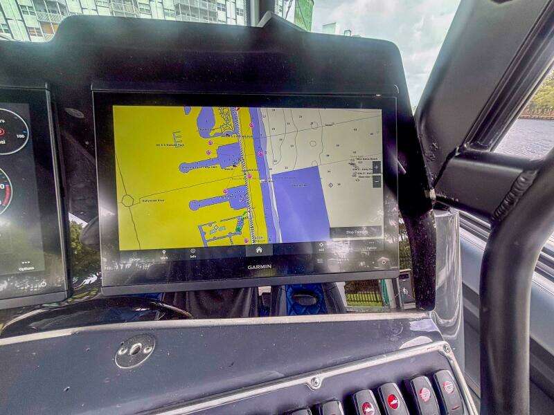 2016 Hydra-Sports 4200 Siesta